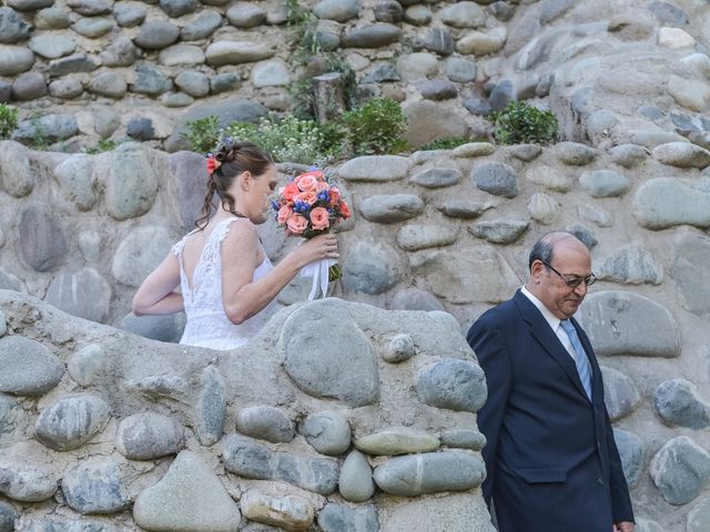 El matrimonio de Felipe y Eca en San José de Maipo, Cordillera 13