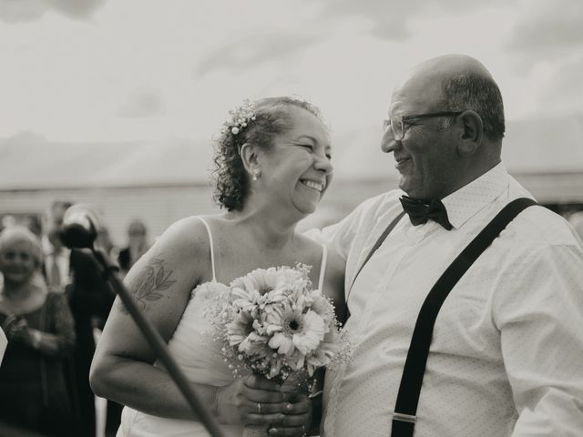 El matrimonio de Fredy y Andrea en Lago Ranco, Ranco 1