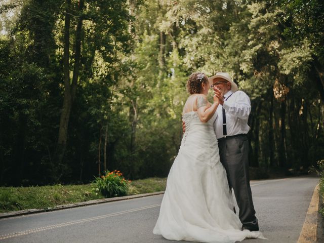 El matrimonio de Fredy y Andrea en Lago Ranco, Ranco 9