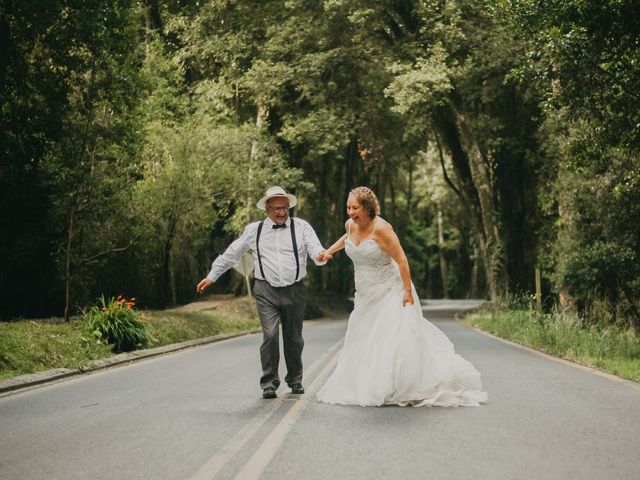 El matrimonio de Fredy y Andrea en Lago Ranco, Ranco 12