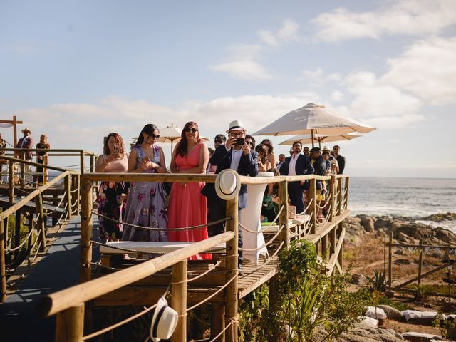 El matrimonio de Eduardo y Alejandra en El Tabo, San Antonio 11