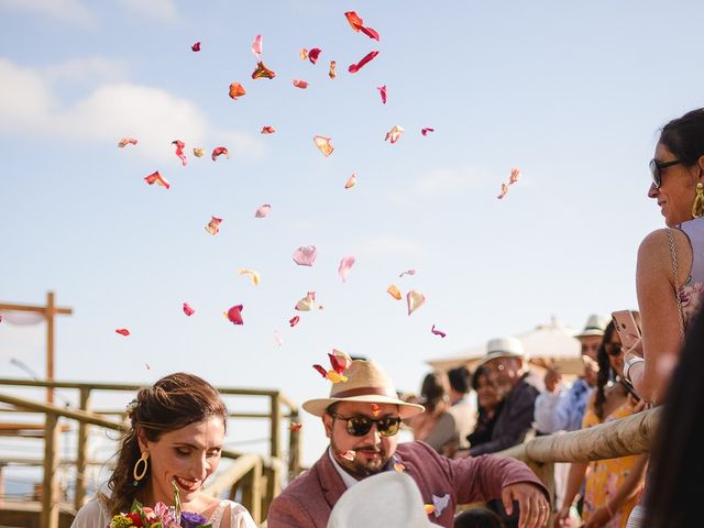 El matrimonio de Eduardo y Alejandra en El Tabo, San Antonio 15