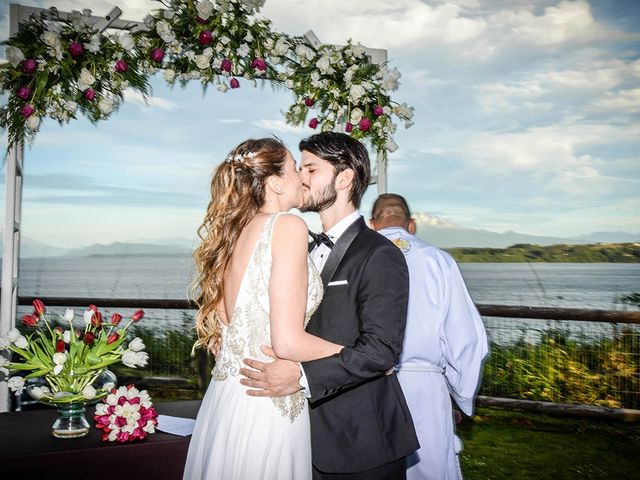 El matrimonio de Javier y Valentina en Puerto Varas, Llanquihue 22