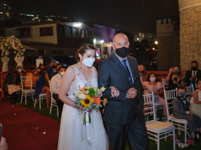 El matrimonio de Luis  y Ximena  en Iquique, Iquique 1