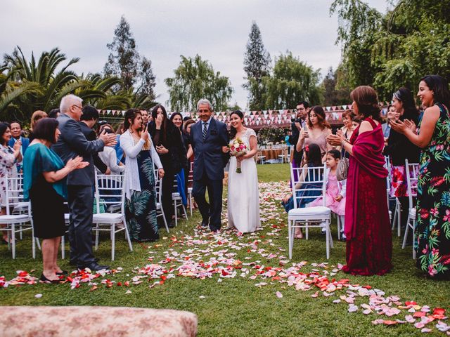 El matrimonio de Carlos y Daniela en Calera de Tango, Maipo 17