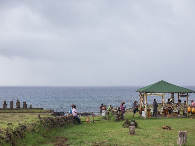 El matrimonio de Luis y Gianina en Isla de Pascua, Isla de Pascua 17