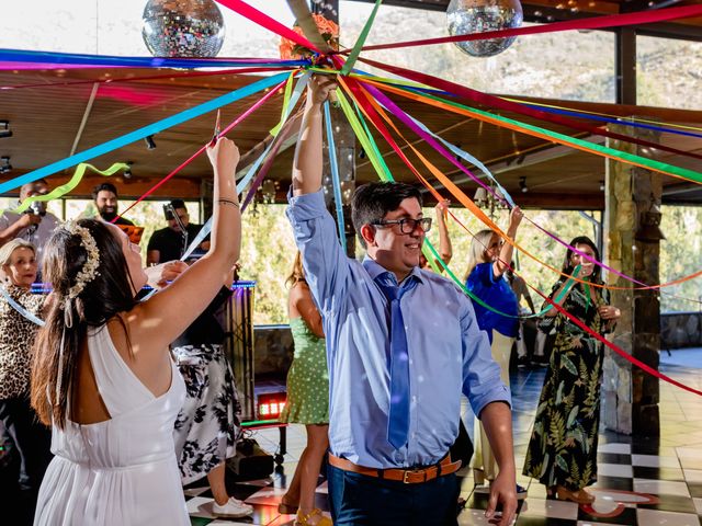 El matrimonio de Nicolás y Javiera en San José de Maipo, Cordillera 32