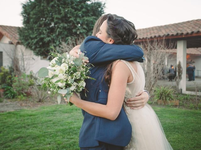 El matrimonio de Tomás y Catalina en Lampa, Chacabuco 11