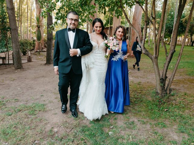 El matrimonio de Javi y Leo en Talca, Talca 108