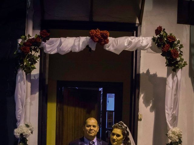 El matrimonio de Cristopher  y Yoseline en Santiago, Santiago 32
