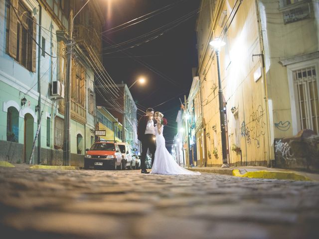 El matrimonio de Jontahan y Jimena en Valparaíso, Valparaíso 31