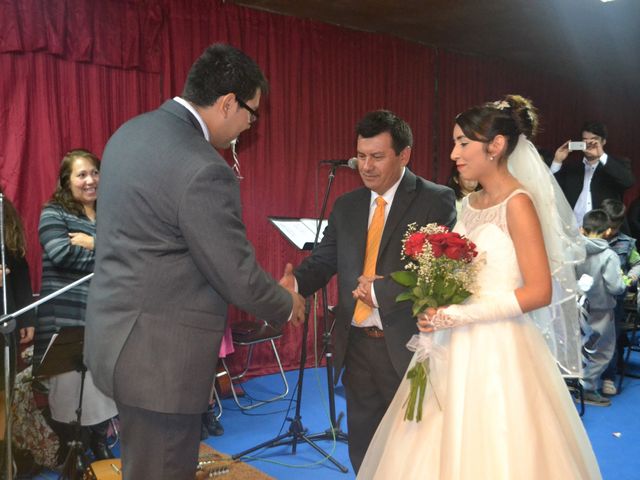 El matrimonio de Nicolás y Constanza en Cerro Navia, Santiago 7