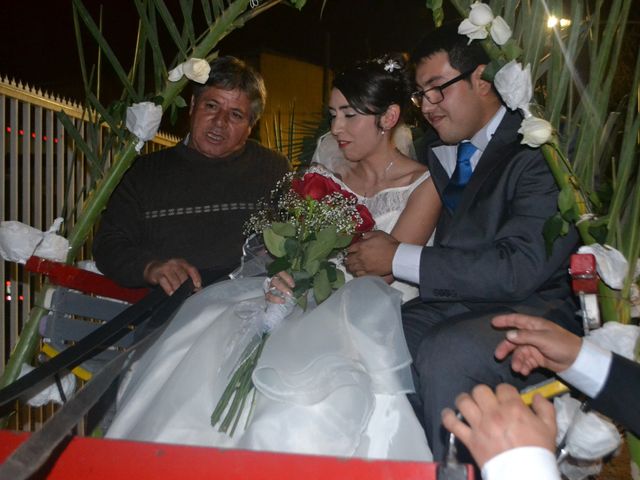 El matrimonio de Nicolás y Constanza en Cerro Navia, Santiago 24
