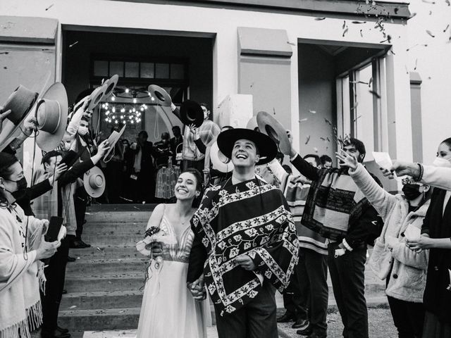 El matrimonio de José Tomás y Bárbara en Temuco, Cautín 16