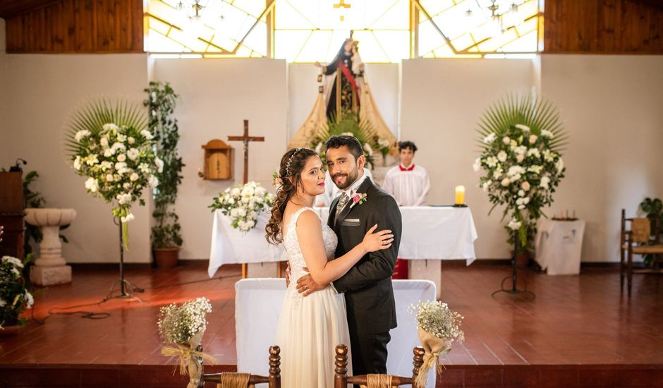 El matrimonio de Maximiliano  y Francisca  en San Vicente, Cachapoal