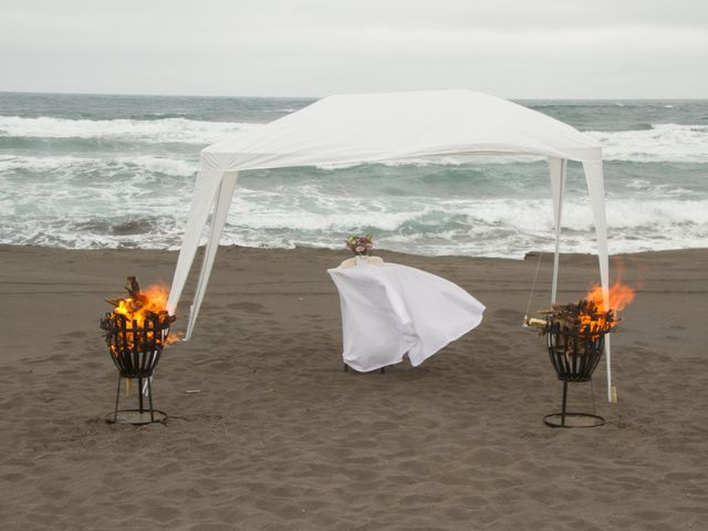 El matrimonio de Alberto y Loreto en Pichilemu, Cardenal Caro 36