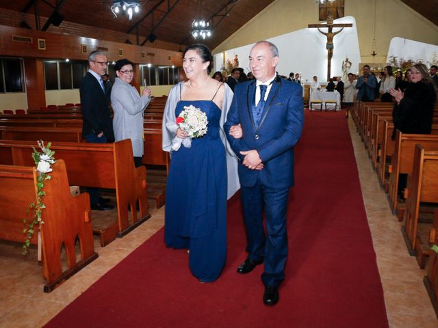 El matrimonio de Andrea y Marcelo en Padre las Casas, Cautín 13