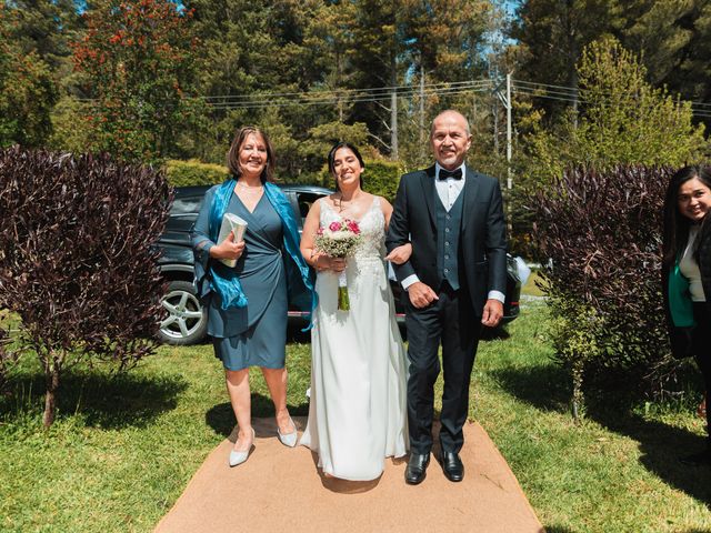 El matrimonio de Valentín y Javiera en Valdivia, Valdivia 12