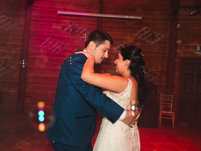 El matrimonio de Valentín y Javiera en Valdivia, Valdivia 34