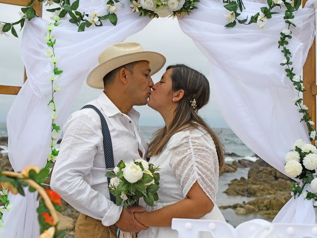 El matrimonio de Belén y Dennis en El Tabo, San Antonio 3