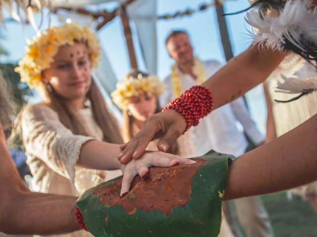 El matrimonio de Thomas y Carmen en Isla de Pascua, Isla de Pascua 23