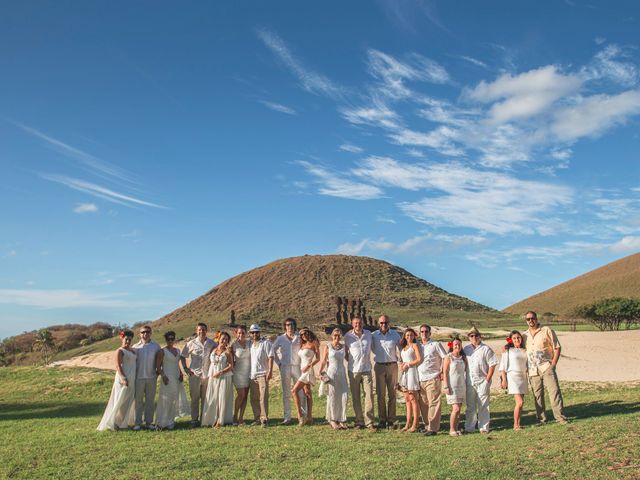 El matrimonio de Thomas y Carmen en Isla de Pascua, Isla de Pascua 34