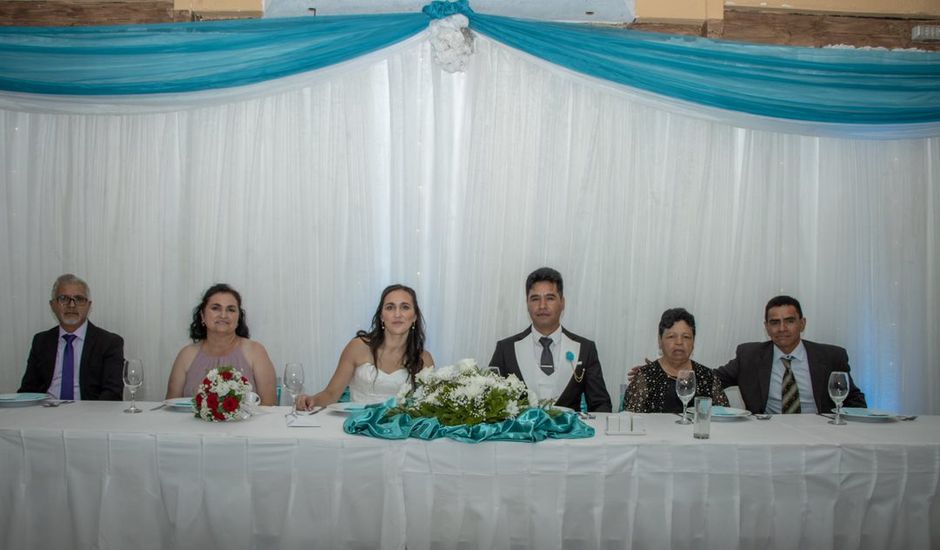 El matrimonio de Mackenzie  y Valeria   en Antofagasta, Antofagasta