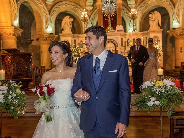 El matrimonio de Oscar y Paula en Santiago, Santiago 25