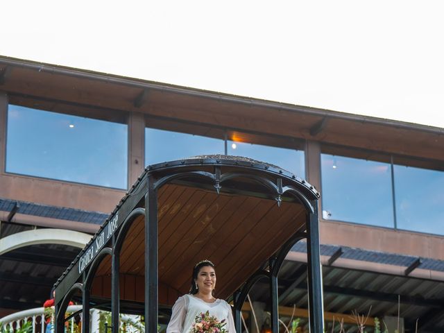 El matrimonio de Alberto y Fabiola en San José de Maipo, Cordillera 13