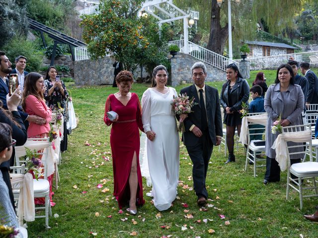 El matrimonio de Alberto y Fabiola en San José de Maipo, Cordillera 14