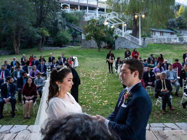 El matrimonio de Alberto y Fabiola en San José de Maipo, Cordillera 17