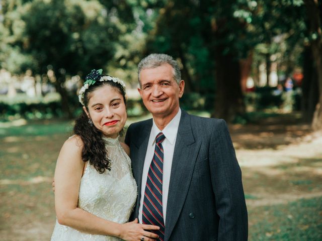 El matrimonio de Rene y Barbara en La Florida, Santiago 19