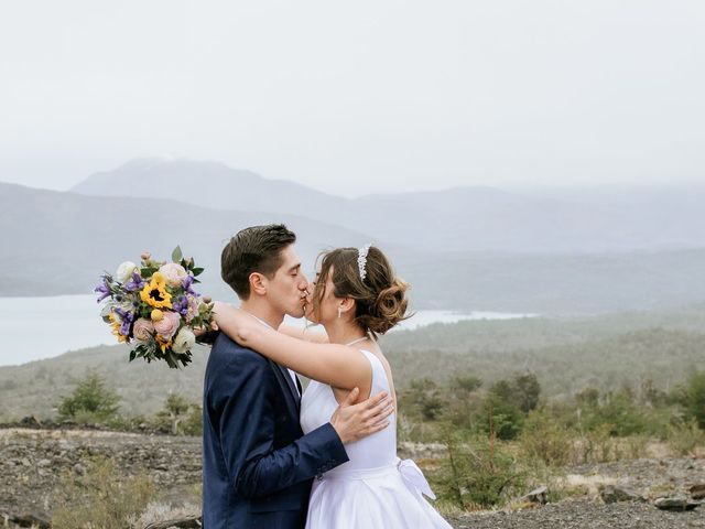 El matrimonio de Martín y Aranxa en Natales, Última Esperanza 13