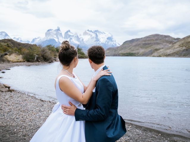 El matrimonio de Martín y Aranxa en Natales, Última Esperanza 28