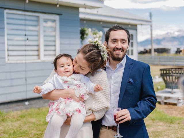 El matrimonio de Cristhian y Katterine en Natales, Última Esperanza 7
