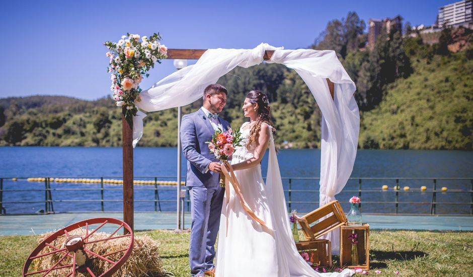 El matrimonio de Fernado y Karen en San Pedro de la Paz, Concepción