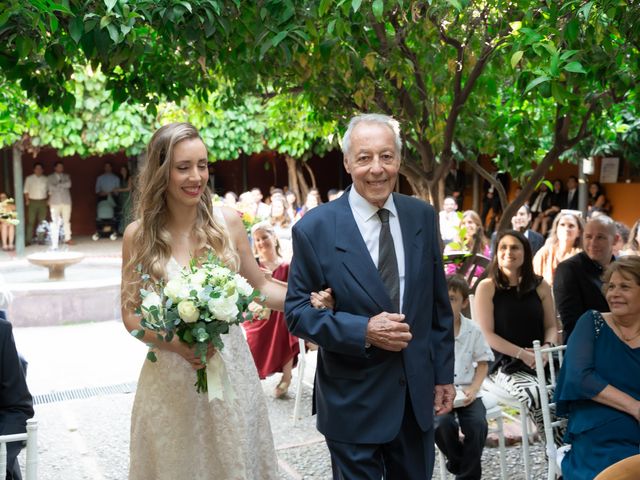 El matrimonio de Christian y Constanza en Huechuraba, Santiago 15