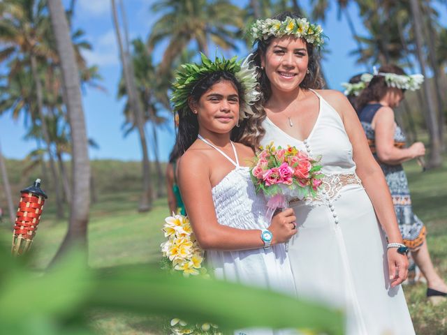 El matrimonio de Rodrigo y Izzy en Isla de Pascua, Isla de Pascua 11