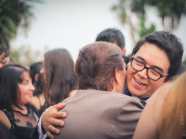 El matrimonio de Alejandro y Barbara en Sagrada Familia, Curicó 9