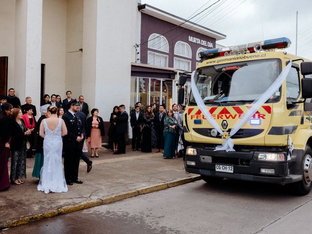 El matrimonio de Camilo y Eddy en Río Bueno, Ranco 38