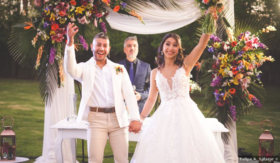 El matrimonio de Maria Paz y Jorge en La Florida, Santiago