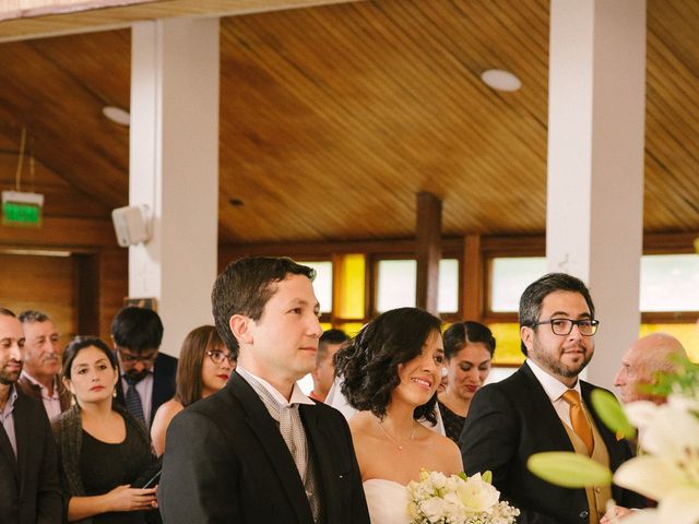 El matrimonio de Patricio y María en Pucón, Cautín 13