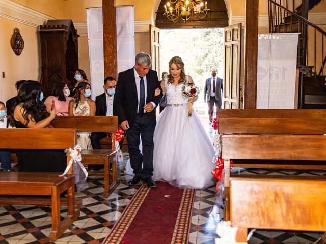 El matrimonio de Felipe y Vanessa en Puente Alto, Cordillera 16