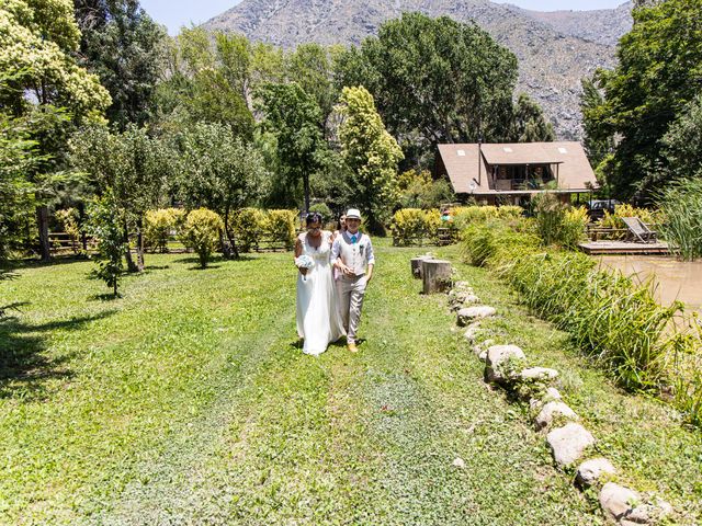 El matrimonio de Wladimir y Alejandra en San José de Maipo, Cordillera 41