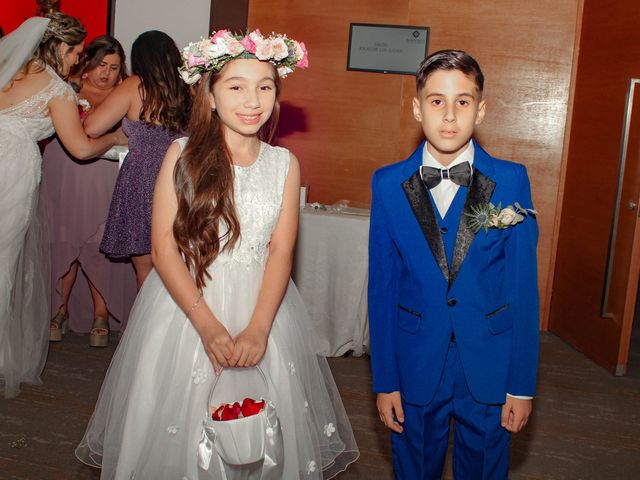 El matrimonio de Maximiliano y Lisandra en Santiago, Santiago 15
