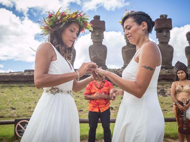 El matrimonio de Pabla y Consuelo en Isla de Pascua, Isla de Pascua 1