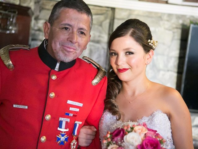 El matrimonio de Cristian y Estrella en Calera de Tango, Maipo 21