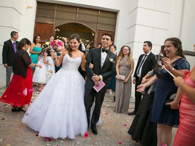 El matrimonio de Cristian y Estrella en Calera de Tango, Maipo 37