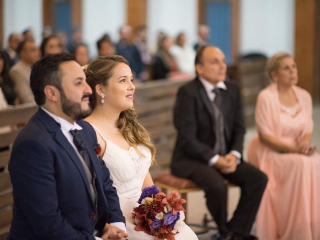 El matrimonio de Sergio  y Daniela  en San Bernardo, Maipo 17