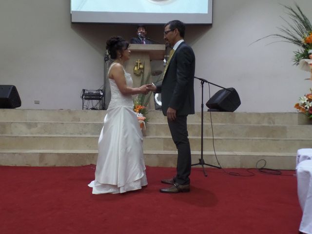 El matrimonio de Leonel y Ivonne en La Florida, Santiago 8